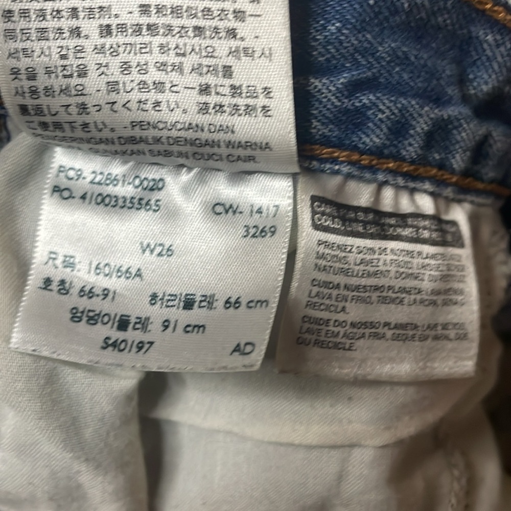 Levi's Blue Denim Jeans. size‎ 26. Leather Patch. Well Worn. - Picture 8 of 9